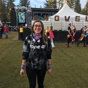 Meet your Posher, Charlotte